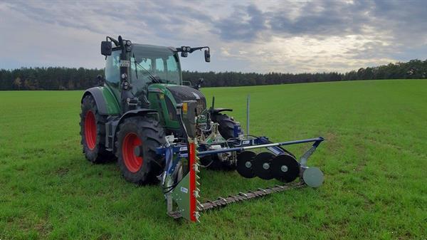 Grote foto dubbele maaibalk voor en achter aanbouw agrarisch maaiers