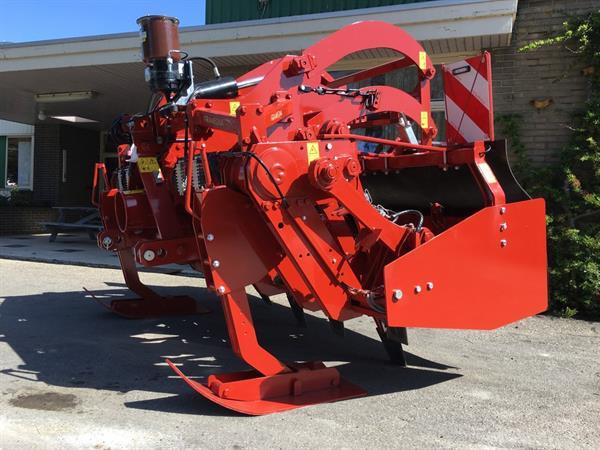 Grote foto gramegna krukasspitmachine optioneel met hef en smeersysteem agrarisch akkerbouw