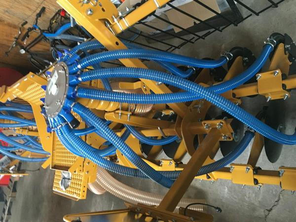 Grote foto diversen alpego jet m 300 zaaimachine agrarisch zaaimachines
