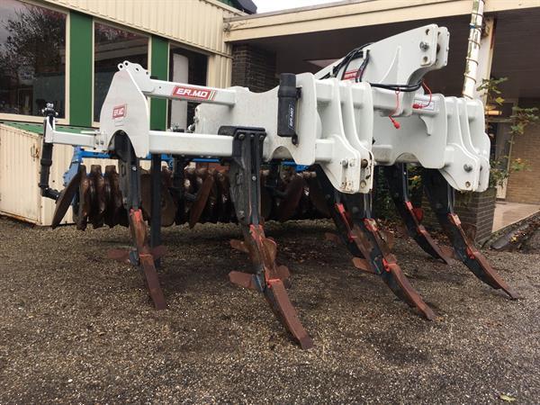 Grote foto kramer ermo kramer ermo levante 7 poots woel tot max 60 cm diep optioneel met rol en vlak schijven agrarisch cultivators en woelers