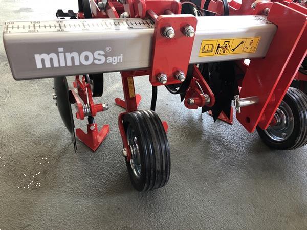 Grote foto kramer minos rijen schoffel 3 tot en met 7 rij in verschillende breedtes agrarisch onkruidbestrijding