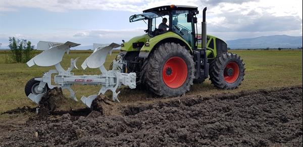Grote foto kramer ermo diepploeg kramer ermo 1 schaar of meer demo beschikbaar diepploeg onland en in de veur agrarisch ploegen