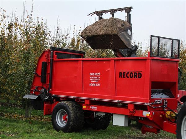 Grote foto 4 kuubs breedstrooier compost mest kramer record met wielbesturing spoor 1.50 compacte breedstrooier agrarisch strooiers