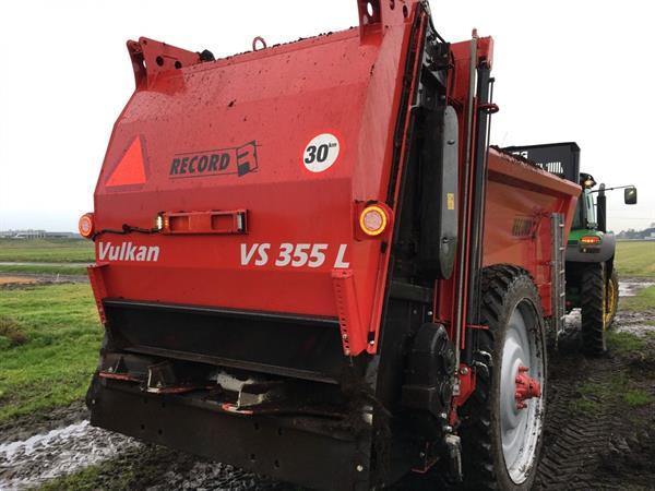 Grote foto kramer record breedstrooier compact gestuurd agrarisch strooiers