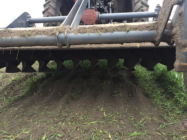 Grote foto jbm mulch mechanische onkruid verschillende breedtes beschikbaar agrarisch akkerbouw