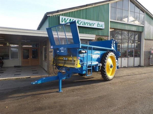 Grote foto bunning breedstrooier lowlander breedstrooier compost compact agrarisch strooiers