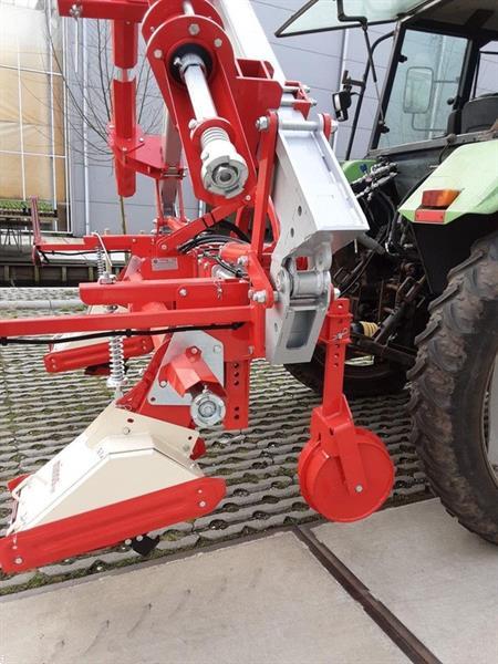 Grote foto kramer minos rijen frees rijen stroken frees vanaf 2 tot 8 rij in verschillende breedtes bakjes agrarisch cultivators en woelers