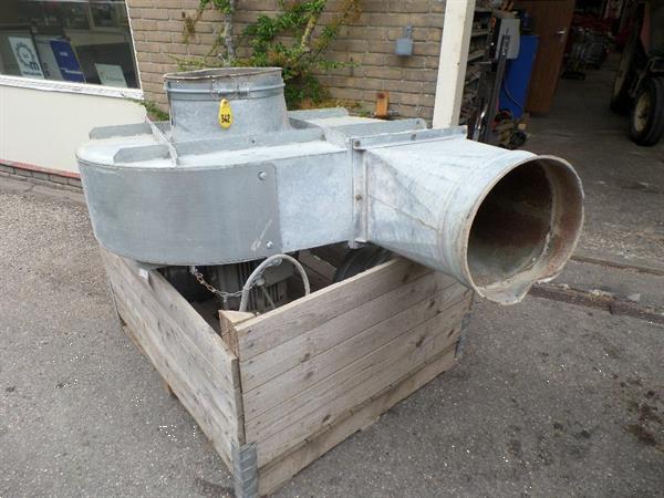 Grote foto jongeneel 7.5 kw agrarisch algemeen