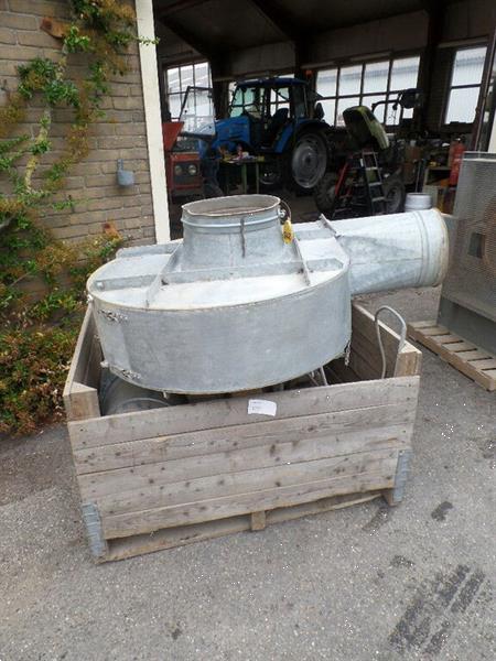 Grote foto jongeneel 7.5 kw agrarisch algemeen