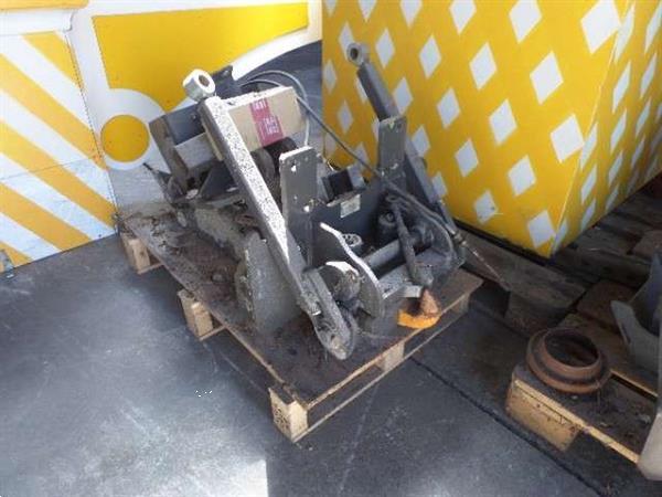 Grote foto hydraulische ondertrekhaak 3 stuks doe het zelf en verbouw onderdelen en accessoires
