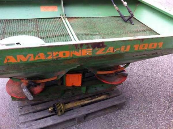 Grote foto amazone kunstmeststrooier za u 1001 tot 24 meter agrarisch kunstmestrooiers