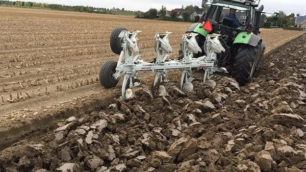 Grote foto kramer ermo molploeg drainer woeler agrarisch akkerbouw