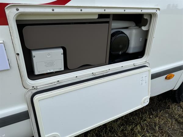 Grote foto fiat challenger mageo 367 ga vip 2.3 multijet 130pk enkele bedden hefbed 2018 euro 6 marge nl apk caravans en kamperen campers