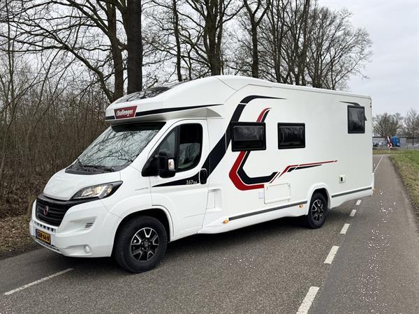 Grote foto fiat challenger mageo 367 ga vip 2.3 multijet 130pk enkele bedden hefbed 2018 euro 6 marge nl apk caravans en kamperen campers