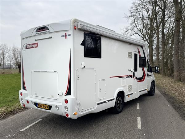 Grote foto fiat challenger mageo 367 ga vip 2.3 multijet 130pk enkele bedden hefbed 2018 euro 6 marge nl apk caravans en kamperen campers