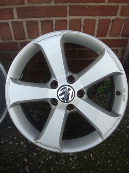 Grote foto 17 golf passat touran jetta caddy eos beetle 5x112 auto onderdelen banden en velgen
