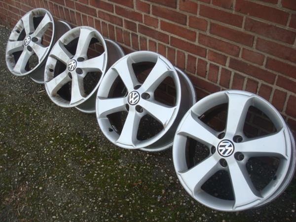Grote foto 17 golf passat touran jetta caddy eos beetle 5x112 auto onderdelen banden en velgen