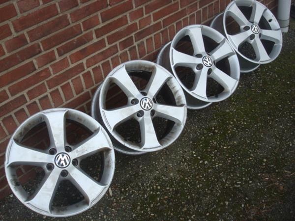 Grote foto 17 golf passat touran jetta caddy eos beetle 5x112 auto onderdelen banden en velgen