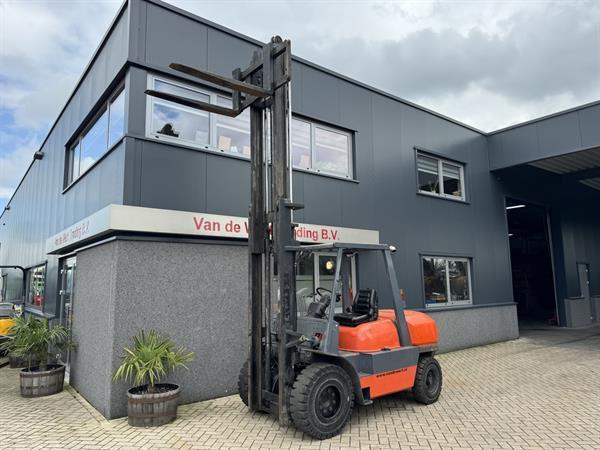 Grote foto heftruck toyota 02 6fd40 duplo 400 3e 4e functie diesel agrarisch heftrucks
