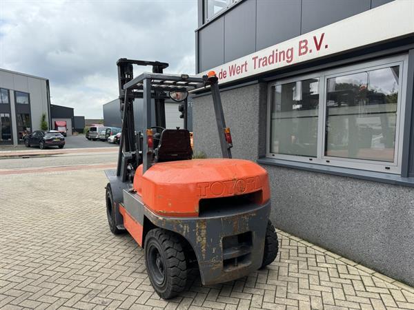 Grote foto heftruck toyota 02 6fd40 duplo 400 3e 4e functie diesel agrarisch heftrucks