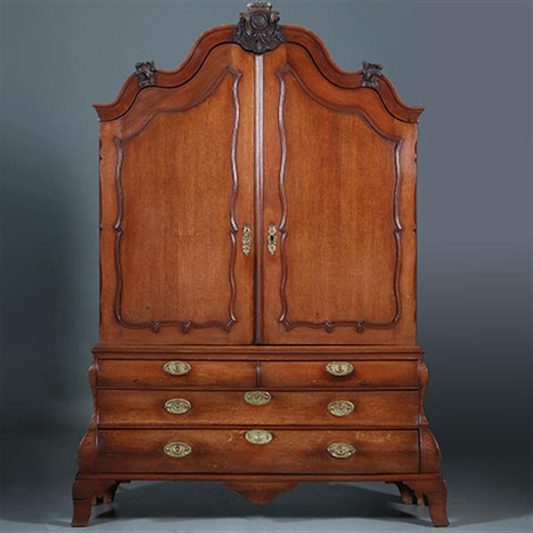 Grote foto dubbel gebogen kabinet in prachtige oude kleur 18e eeuws no.843057 antiek en kunst stoelen en banken