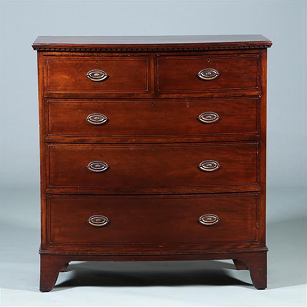 Grote foto bow front commode ca 1850 gerestaureerd en in zeer fraaie staat met brons beslag no.260615 antiek en kunst stoelen en banken