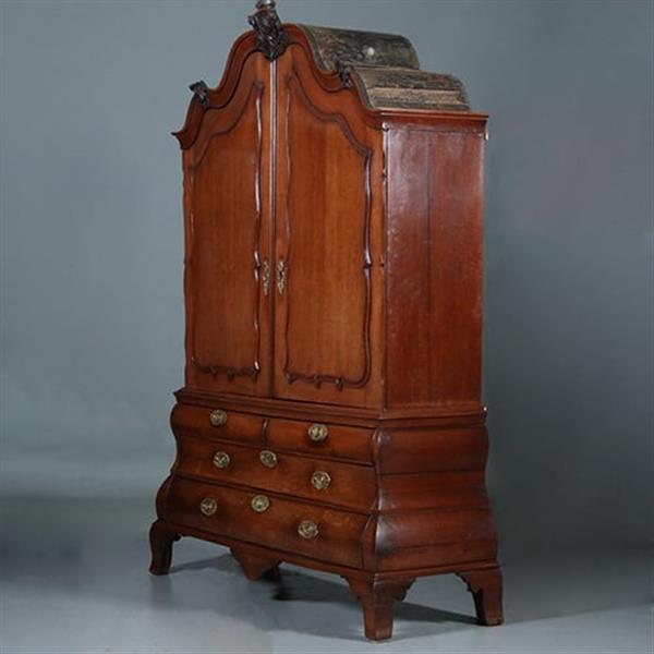 Grote foto dubbel gebogen kabinet in prachtige oude kleur 18e eeuws no.843057 antiek en kunst stoelen en banken