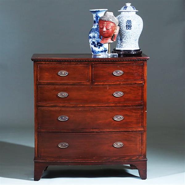 Grote foto bow front commode ca 1850 gerestaureerd en in zeer fraaie staat met brons beslag no.260615 antiek en kunst stoelen en banken
