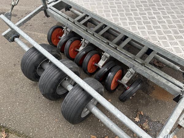 Grote foto van de beucken plantmachine met farmflex wielen agrarisch zaaimachines