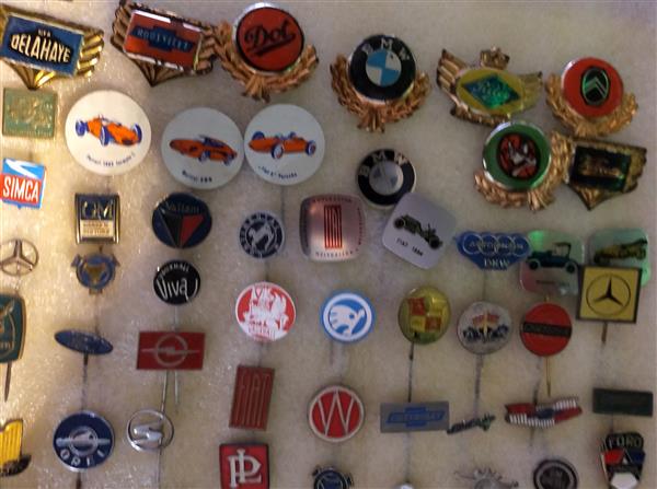 Grote foto auto speldjes ongeveer 100 verzamelen speldjes pins en buttons