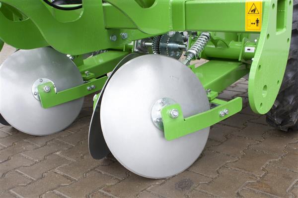 Grote foto bomet aardappelpootmachine 2 rijen gemini agrarisch mechanisatie