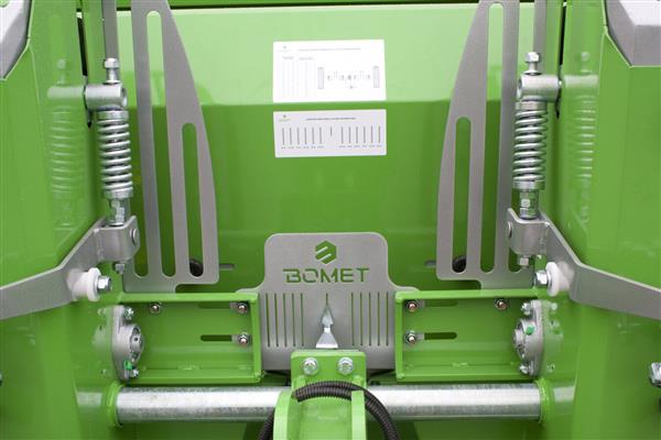 Grote foto bomet aardappelpootmachine 2 rijen gemini agrarisch mechanisatie