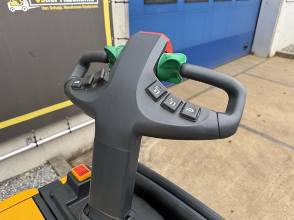 Grote foto vs 22038 elektrische triplex stapelaar jungheinrich erc z12 doe het zelf en verbouw hefwerktuigen