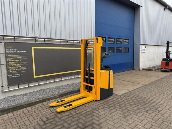Grote foto vs 22038 elektrische triplex stapelaar jungheinrich erc z12 doe het zelf en verbouw hefwerktuigen
