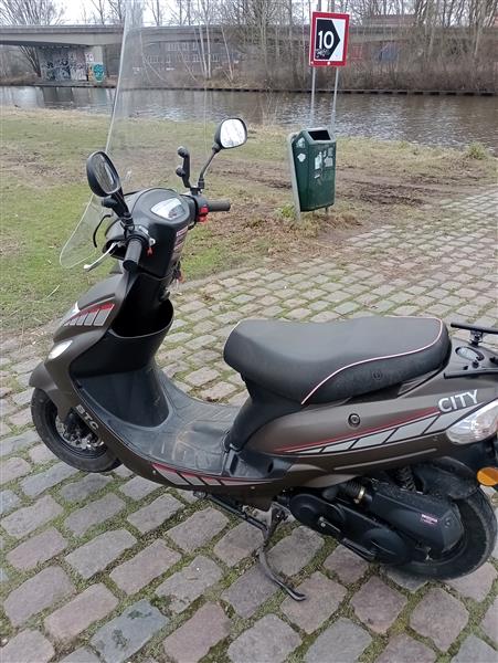 Grote foto scooter btc city te koop fietsen en brommers overige merken