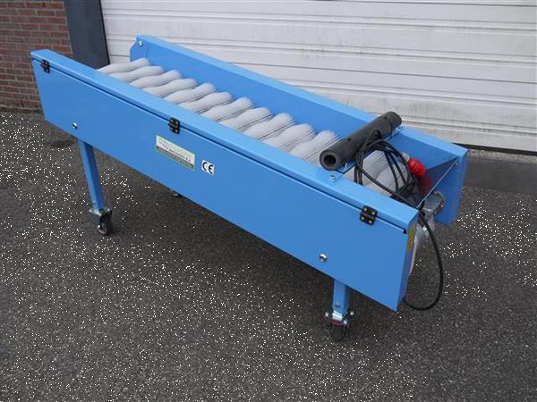 Grote foto v 55 14r borstelmachine agrarisch tuinbouw