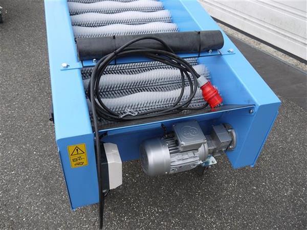Grote foto v 55 14r borstelmachine agrarisch tuinbouw