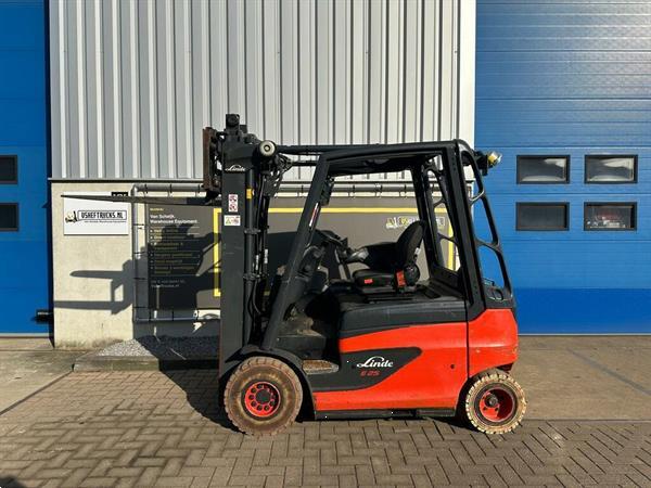 Grote foto vs 22049 elektrische triplex atex heftruck linde e25 bj2015 agrarisch heftrucks