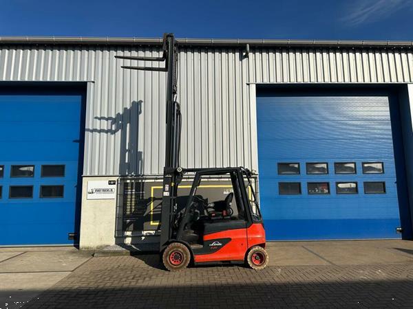 Grote foto vs 22049 elektrische triplex atex heftruck linde e25 bj2015 agrarisch heftrucks
