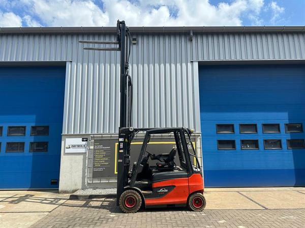 Grote foto vs 22050 elektrische triplex atex heftruck linde e25 bj2015 agrarisch heftrucks
