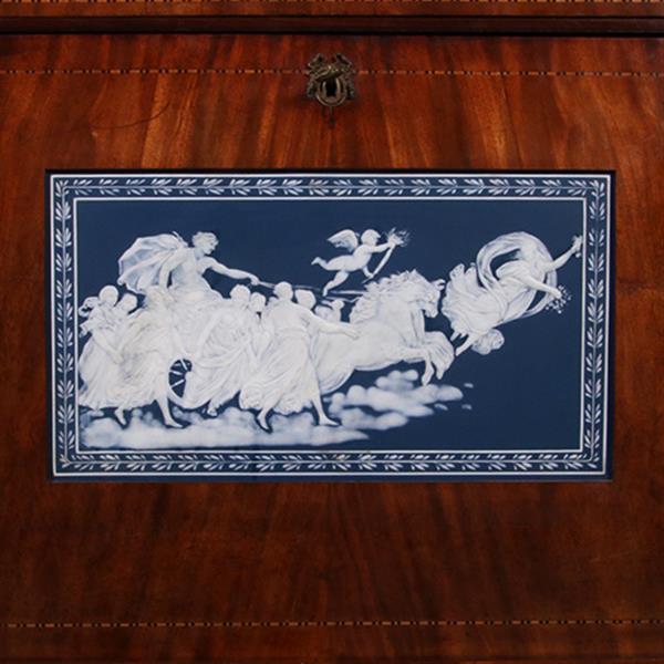 Grote foto neoclassicistische secretaire met blauw wit en wit biscuit ca. 1790 no.260645 antiek en kunst overige in antiek gebruiksvoorwerpen