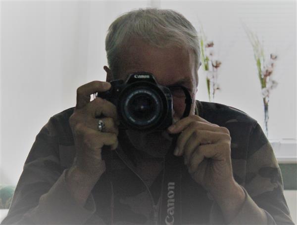 Grote foto man met pensioen contacten en berichten man zoekt vrouw