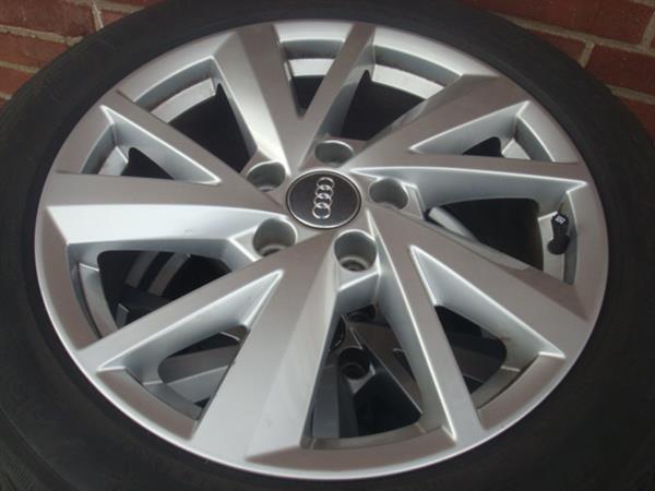 Grote foto 17 original audi q2t roc velgen banden steek 5x112 auto onderdelen banden en velgen