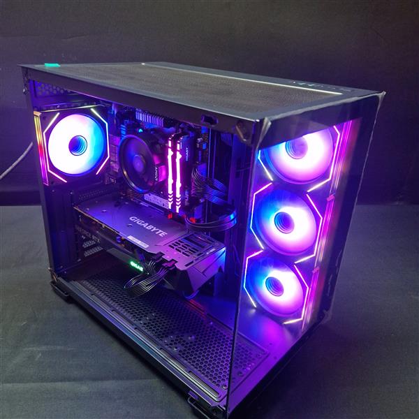 Grote foto refurb game computers op voorraad vanaf 299 95 computers en software desktop pc