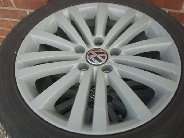Grote foto 17 originele vw r32 velgen en banden hankook 5x112 auto onderdelen banden en velgen