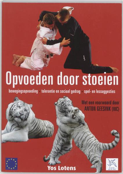 Grote foto opvoeden door stoeien boeken studieboeken