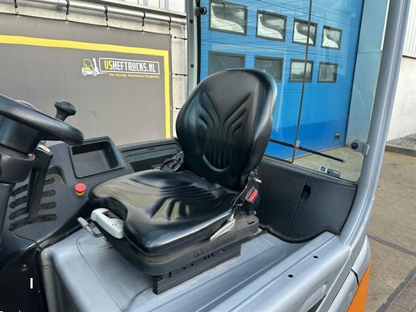 Grote foto vs 22056 elektrische triplex heftruck rx20 20 bj2017 agrarisch heftrucks