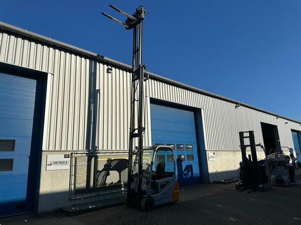 Grote foto vs 22058 elektrische triplex heftruck rx20 20 bj2017 vorkenspreider agrarisch heftrucks