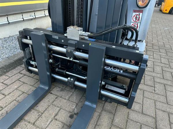 Grote foto vs 22059 elektrische triplex heftruck rx20 20 bj2017 agrarisch heftrucks