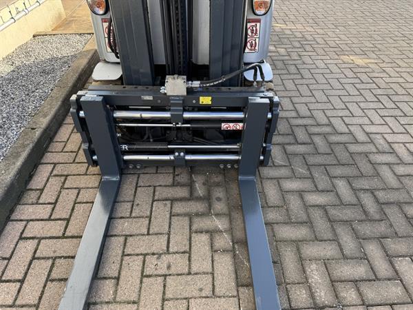 Grote foto vs 22060 elektrische triplex heftruck rx20 20 bj2017 vorkenspreider agrarisch heftrucks